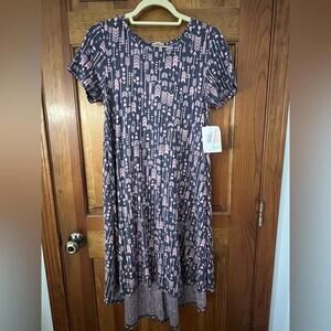 LuLaRoe Carly Dress Gray Pink Arrows Unicorn T Shirt High Low Swing Flowy XS NWT